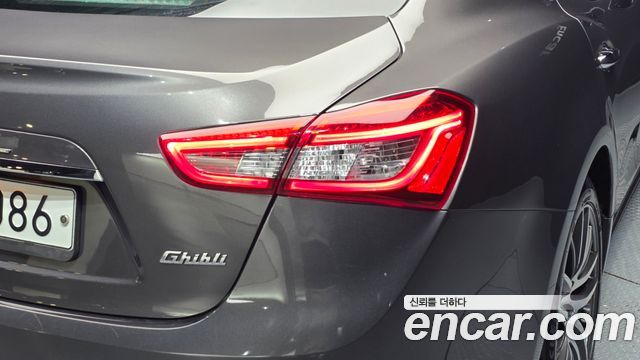 Maserati Ghibli 2019 — photo 9