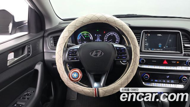 Hyundai Sonata 2018 — photo 13