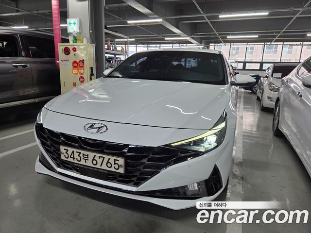 Hyundai AVANTE 2021 — photo 1