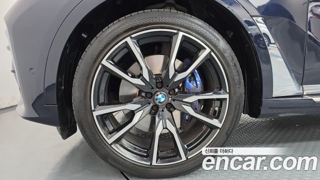 BMW X7 2022 — photo 5