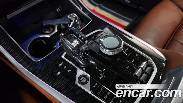 BMW X7 2022 — photo 12
