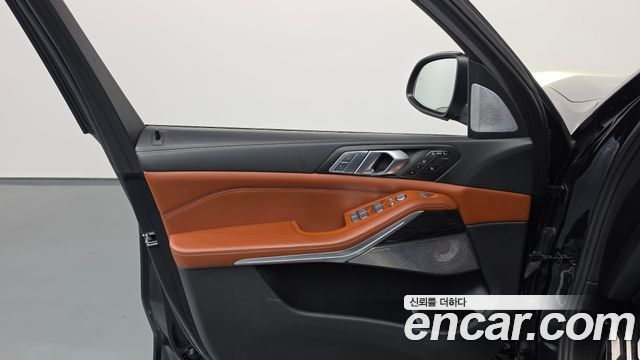 BMW X7 2022 — photo 14