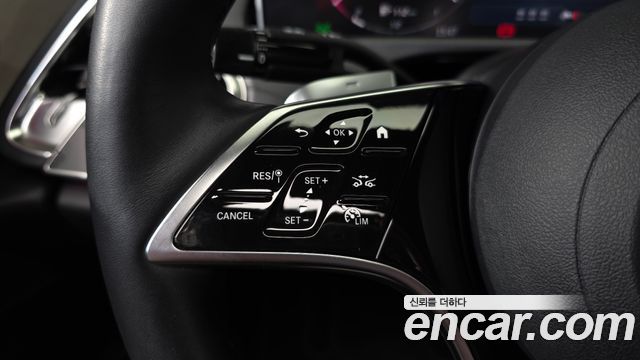 Mercedes-Benz E-Class 2025 — photo 22