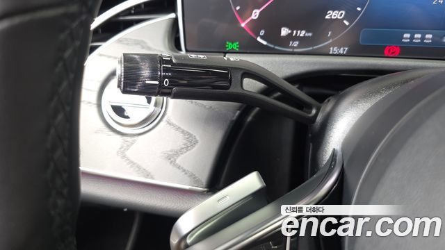 Mercedes-Benz E-Class 2025 — photo 29
