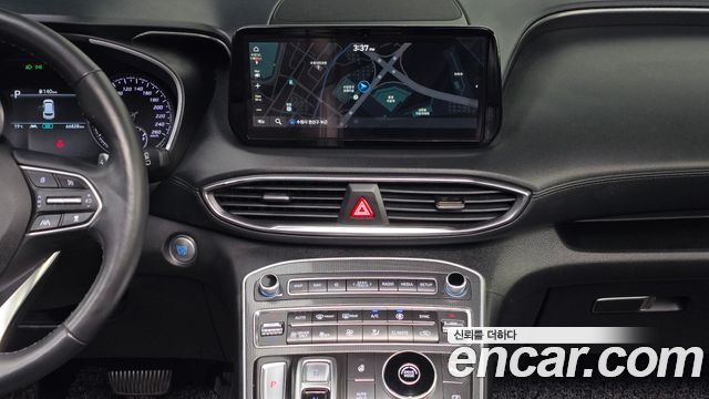Hyundai Santafe 2022 — photo 18