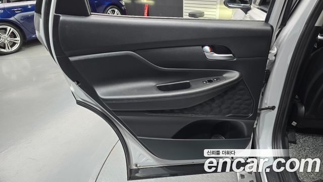 Hyundai Santafe 2022 — photo 15