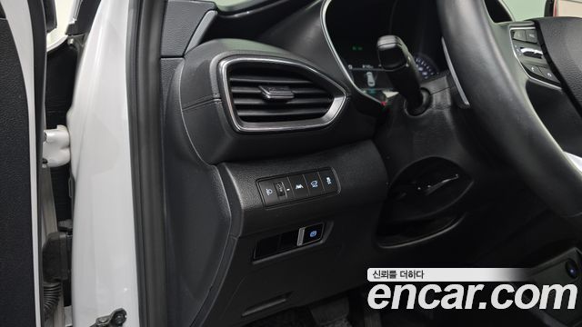 Hyundai Santafe 2022 — photo 27