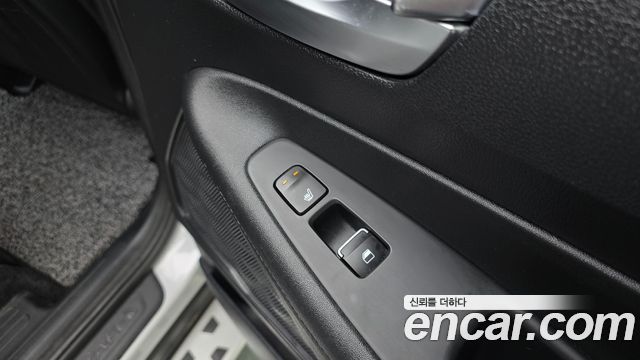 Hyundai Santafe 2022 — photo 30