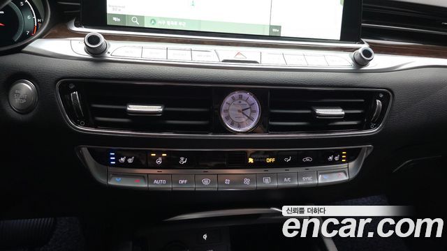Kia K9 2019 — photo 17