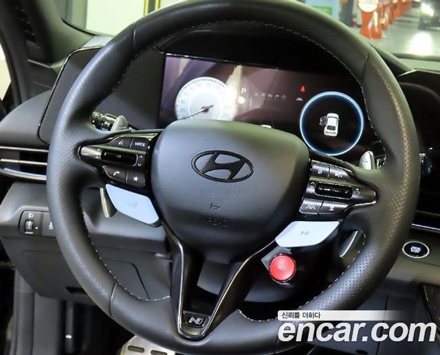 Hyundai AVANTE 2025 — photo 10