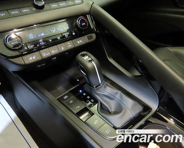 Hyundai AVANTE 2025 — photo 15