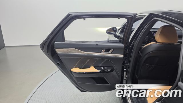 Kia K5 2022 — photo 15