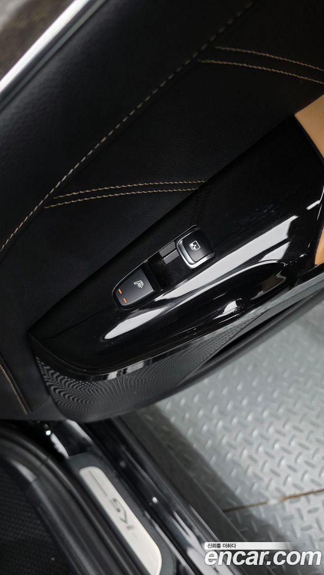 Kia K5 2022 — photo 27
