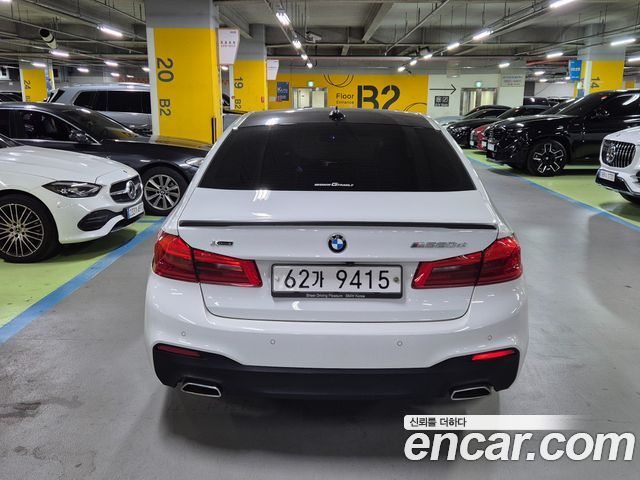 BMW 5-Series 2018 — photo 4