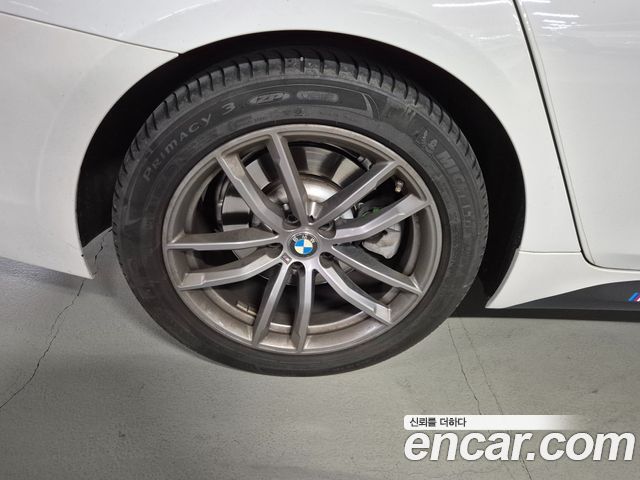 BMW 5-Series 2018 — photo 6
