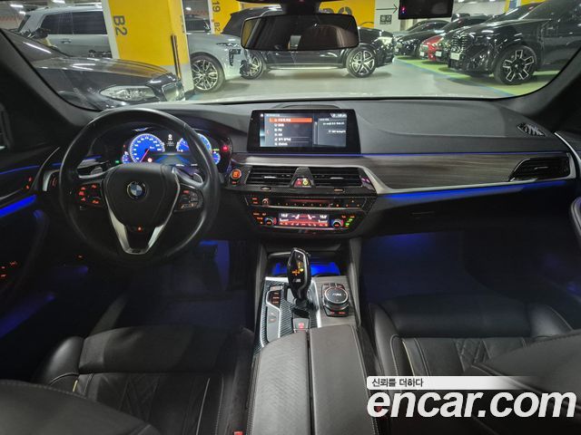 BMW 5-Series 2018 — photo 7