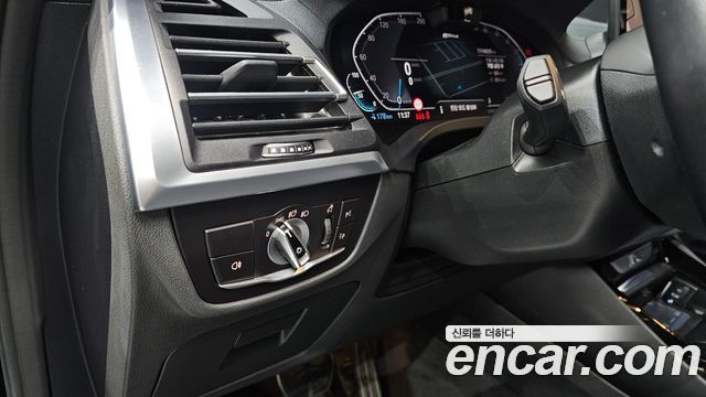 BMW iX3 2023 — photo 23
