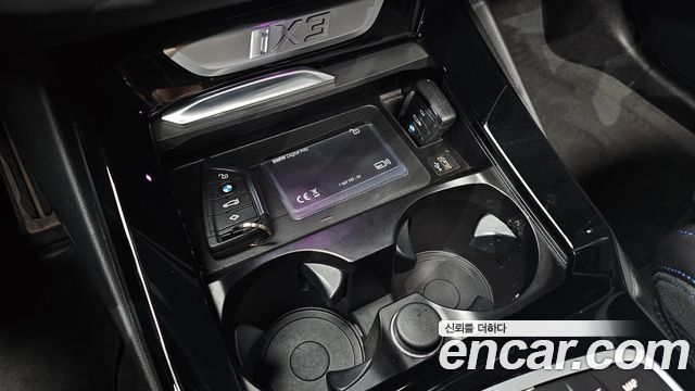BMW iX3 2023 — photo 27