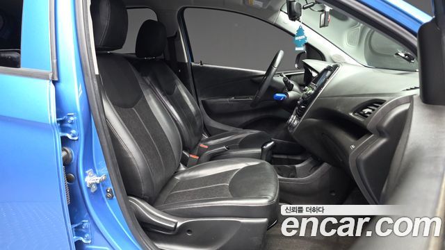 Chevrolet Korea Spark 2017 — photo 11