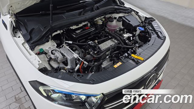 Mercedes-Benz EQA 2022 — photo 6