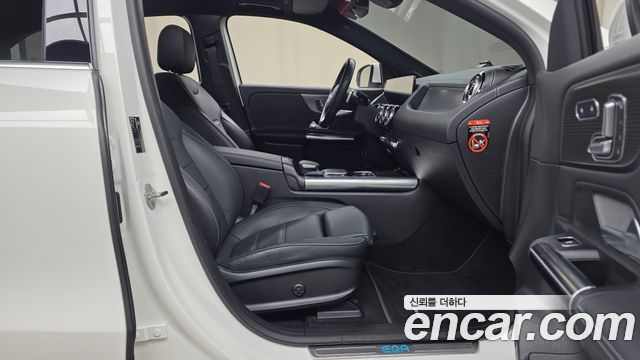 Mercedes-Benz EQA 2022 — photo 16