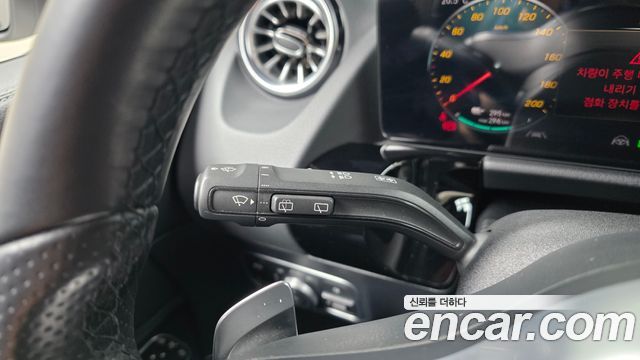 Mercedes-Benz EQA 2022 — photo 29