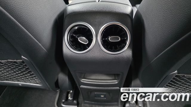 Mercedes-Benz EQA 2022 — photo 31