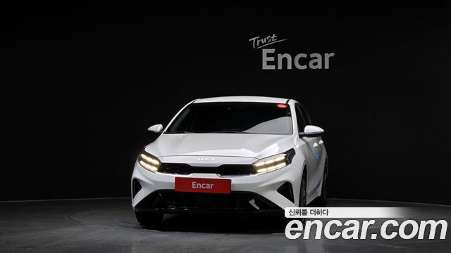 Kia K3 2023 — photo 3