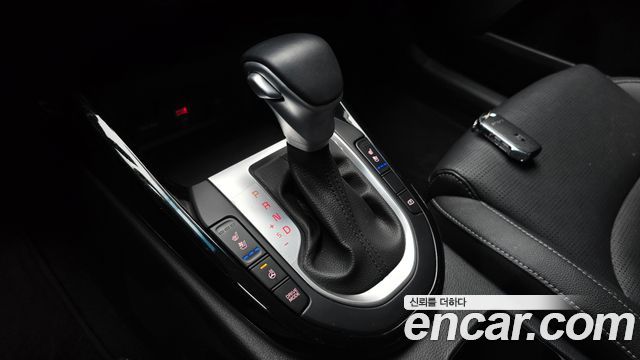 Kia K3 2023 — photo 12