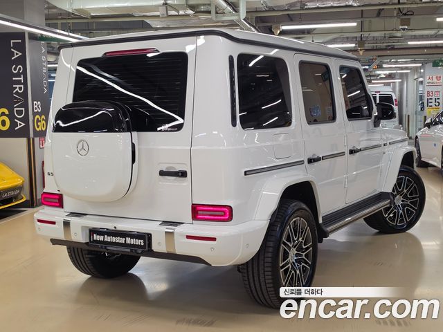 Mercedes-Benz G-Class 2025 — photo 2