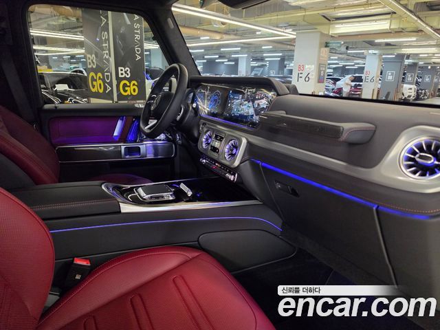 Mercedes-Benz G-Class 2025 — photo 9