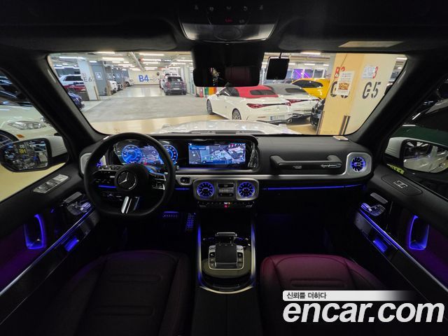 Mercedes-Benz G-Class 2025 — photo 12