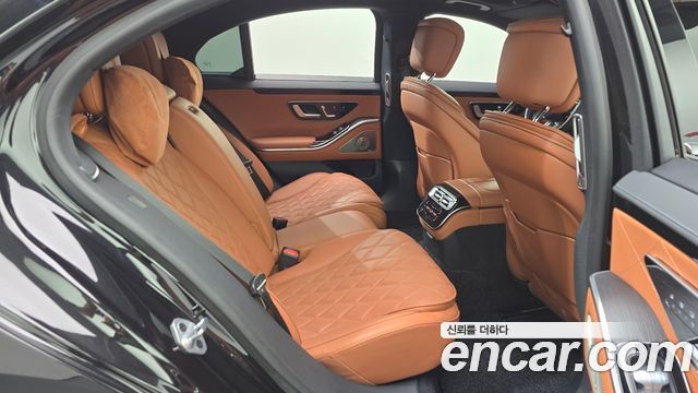 Mercedes-Benz S-Class 2022 — photo 17