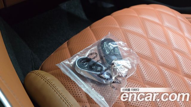 Mercedes-Benz S-Class 2022 — photo 21