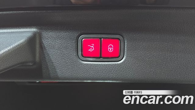 Mercedes-Benz S-Class 2022 — photo 24