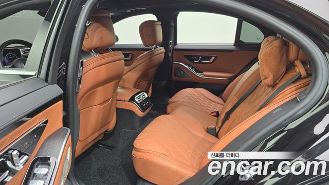 Mercedes-Benz S-Class 2022 — photo 26