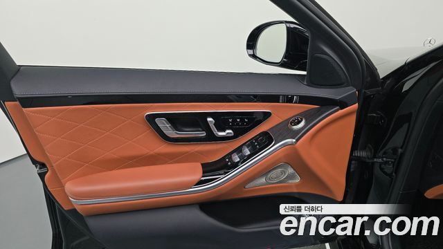 Mercedes-Benz S-Class 2022 — photo 14