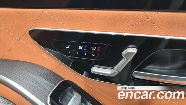 Mercedes-Benz S-Class 2022 — photo 30