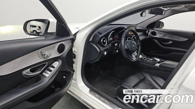 Mercedes-Benz C-Class 2015 — photo 12