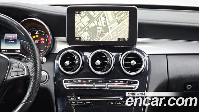 Mercedes-Benz C-Class 2015 — photo 14
