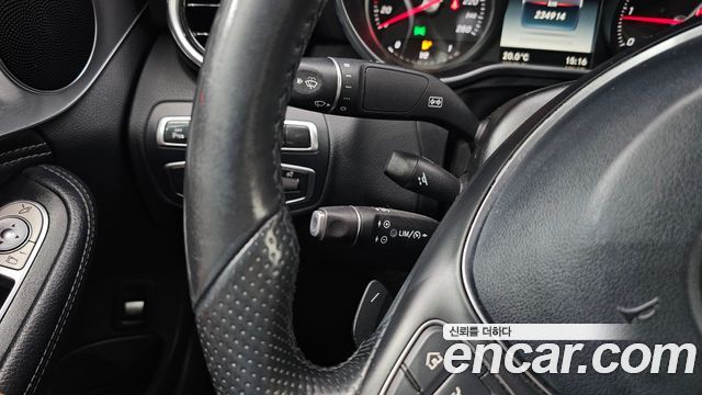 Mercedes-Benz C-Class 2015 — photo 18