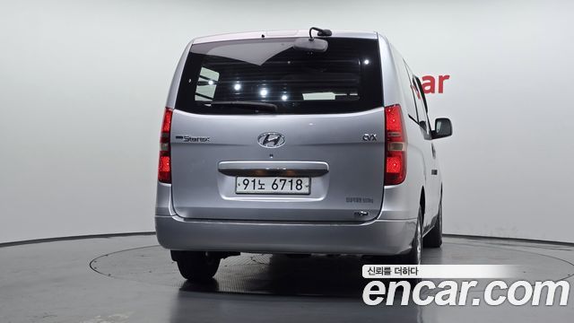 Hyundai Starex 2010 — photo 4