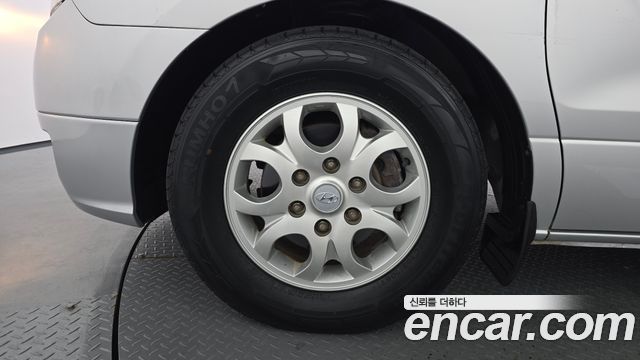 Hyundai Starex 2010 — photo 5