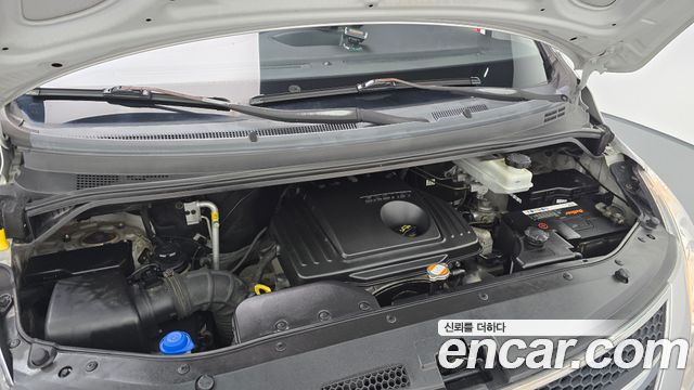 Hyundai Starex 2010 — photo 6