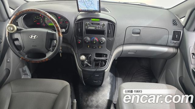 Hyundai Starex 2010 — photo 7