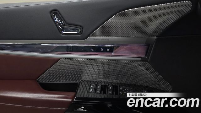 BMW 7-Series 2024 — photo 30