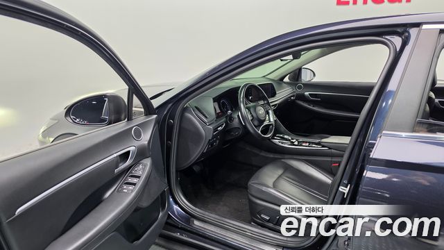 Hyundai Sonata 2021 — photo 10