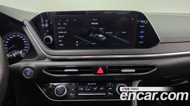 Hyundai Sonata 2021 — photo 12