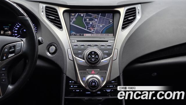 Hyundai Grandeur 2012 — photo 18