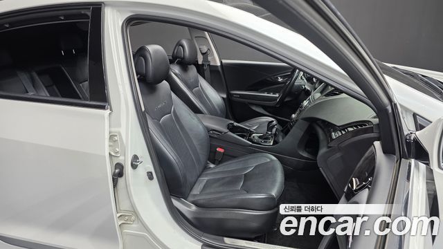 Hyundai Grandeur 2012 — photo 16